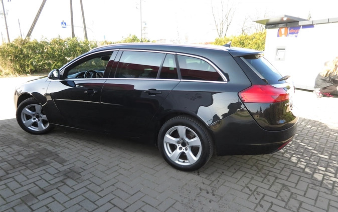 Opel Insignia cena 20990 przebieg: 250000, rok produkcji 2011 z Zabłudów małe 529